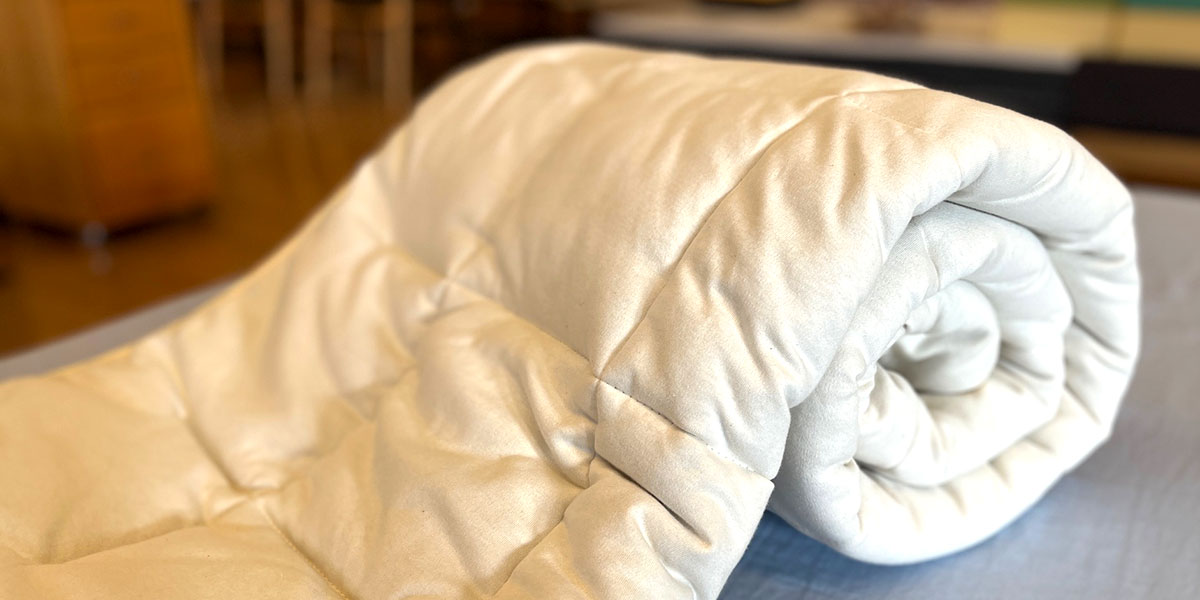 高品質なキャメルベッドパッドをリーズナブルな価格でご提供。出雲大社