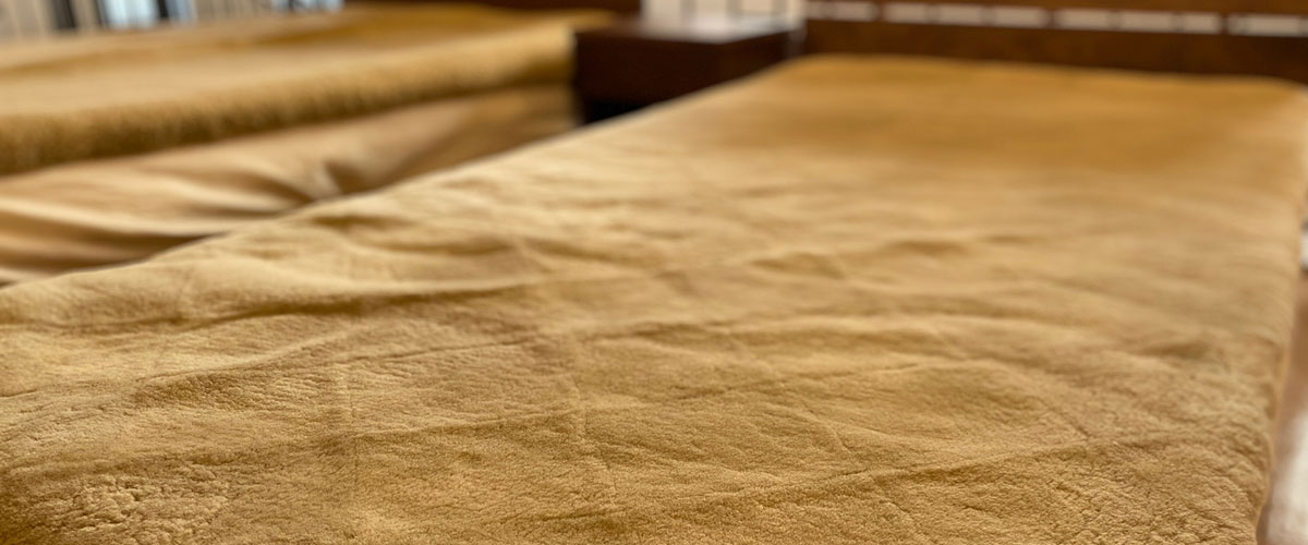 ムートン製造工場直送！高品質なオーストラリア産羊毛原皮を使用した睡眠ハウスたかはらオリジナル「ムートンシーツ」毛長25ｍｍ　 シングル/セミダブル/ダブル/クィーン